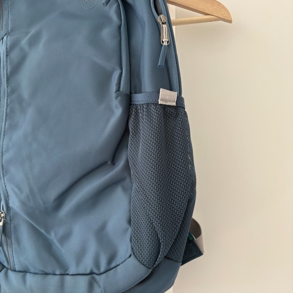 Dell EcoLoop Urban Backpack 14-16 Waterproof - Picture 3 of 11